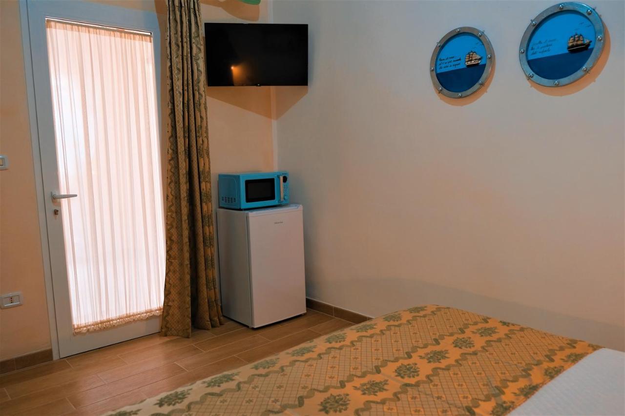 Villa Sette Nani 토레 라필로 외부 사진